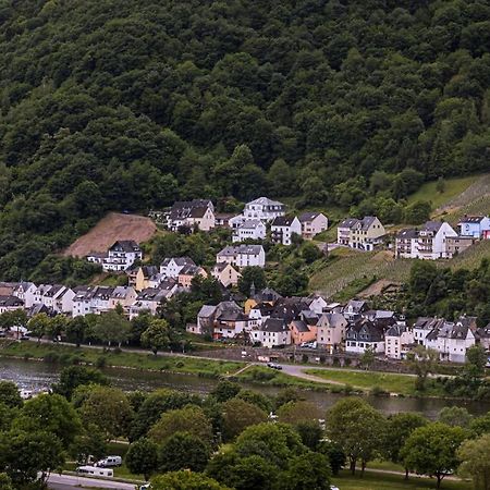 Weingut Christoffel Apartment Kovenig ภายนอก รูปภาพ