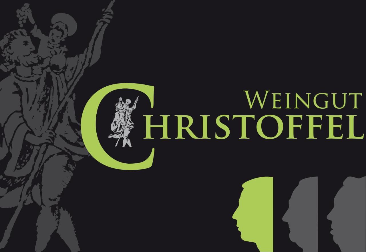 Weingut Christoffel Apartment Kovenig ภายนอก รูปภาพ